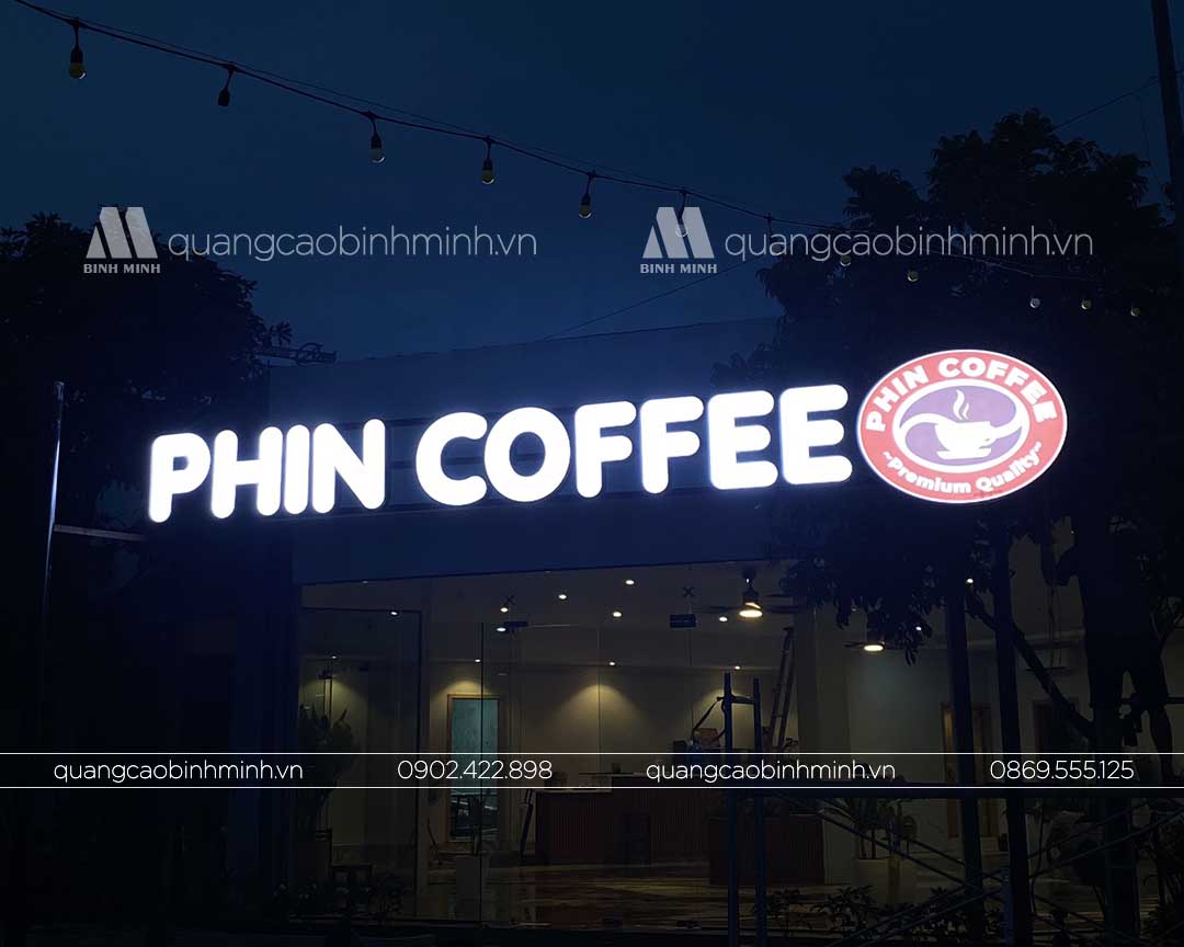 Biển hiệu cà phê ngoài trời Phin Coffee