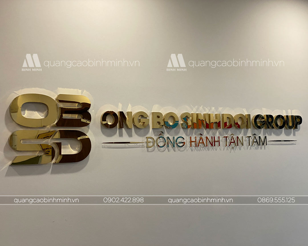 bo-chu-inox-trong-nha