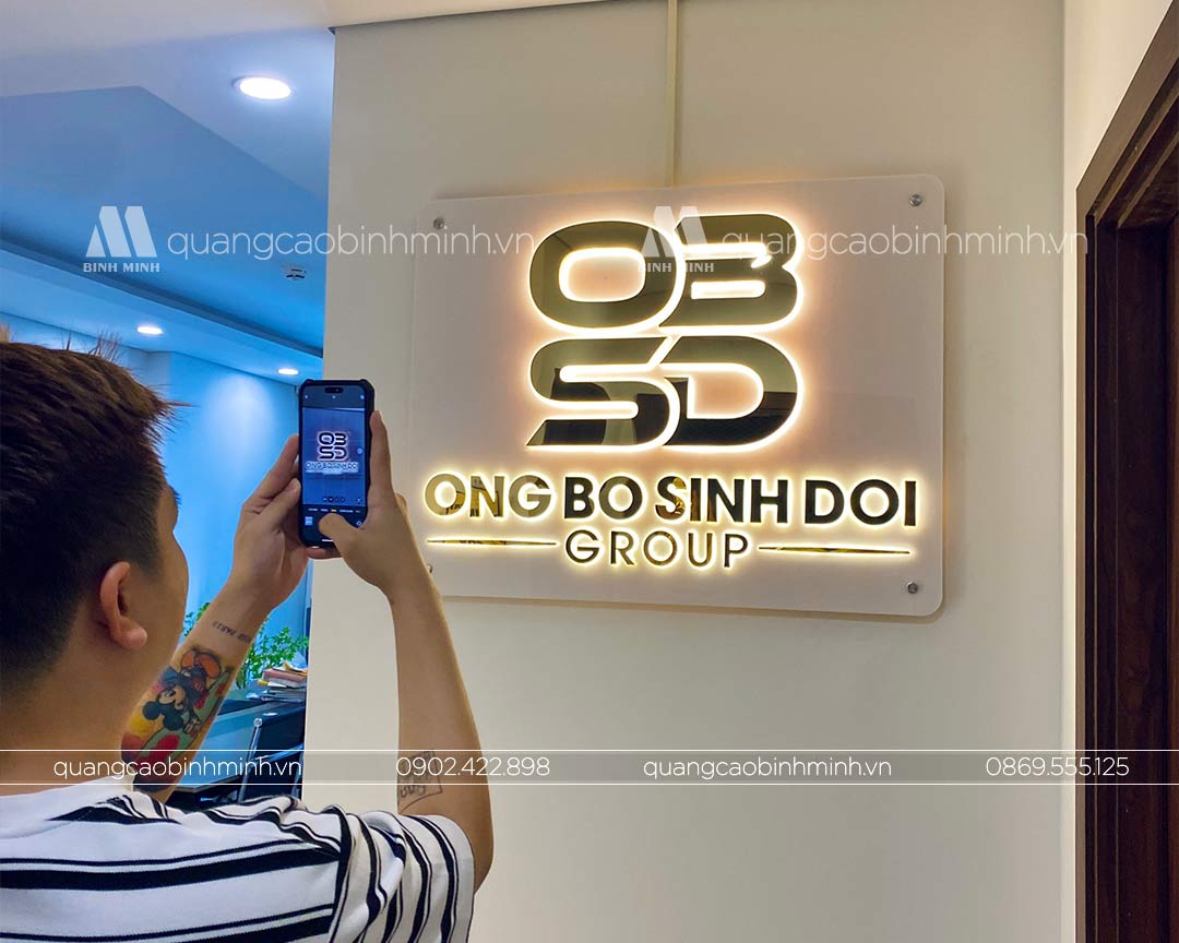 Bộ Logo Trong Nhà Inox thương hiệu Ông Bố Sinh Đôi