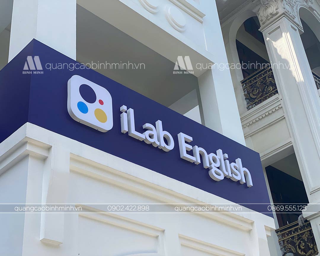 Biển quảng cáo Trung tâm Tiếng Anh Ilab English